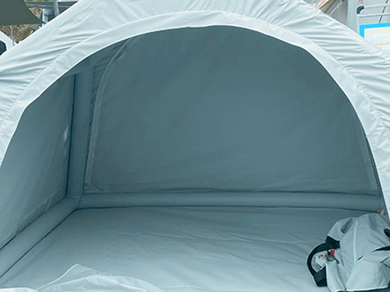 Tenda gonfiabile traspirante in PVC da 0,6 mm 0,7 mm Tenda ad aria impermeabile da campeggio esterna